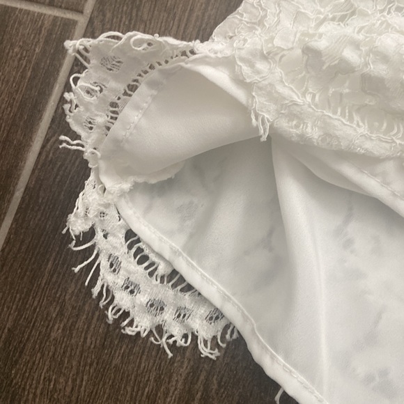 White Lace Off Shoulder Blouse - S - Picture 7 of 9
